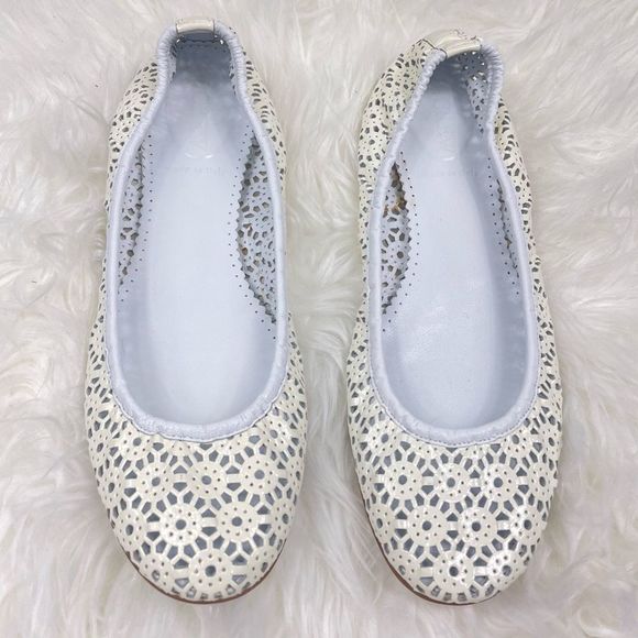J. Crew Shoes - J.Crew ivory valet laser cut flats 8.0 flower details, super soft!